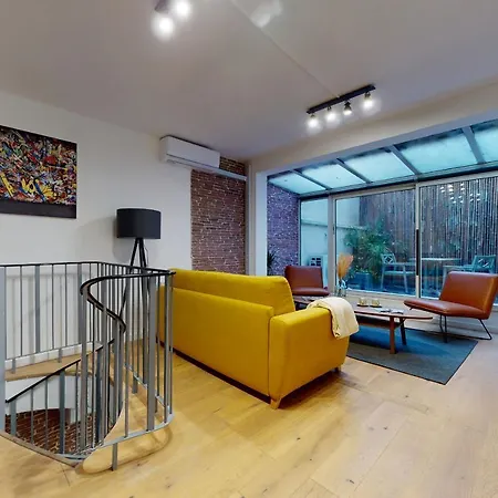 Apartamento Superbe Loft Avec Patio - Tour Eiffel París Exterior foto
