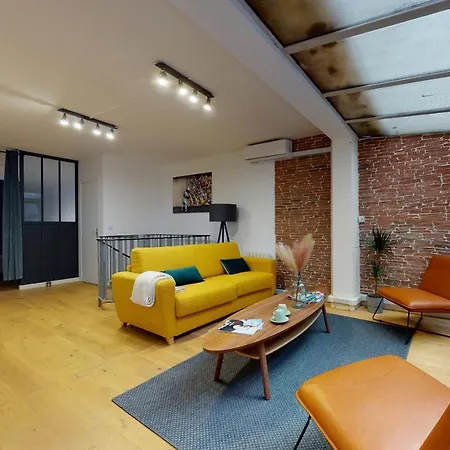 Apartamento Superbe Loft Avec Patio - Tour Eiffel París Exterior foto